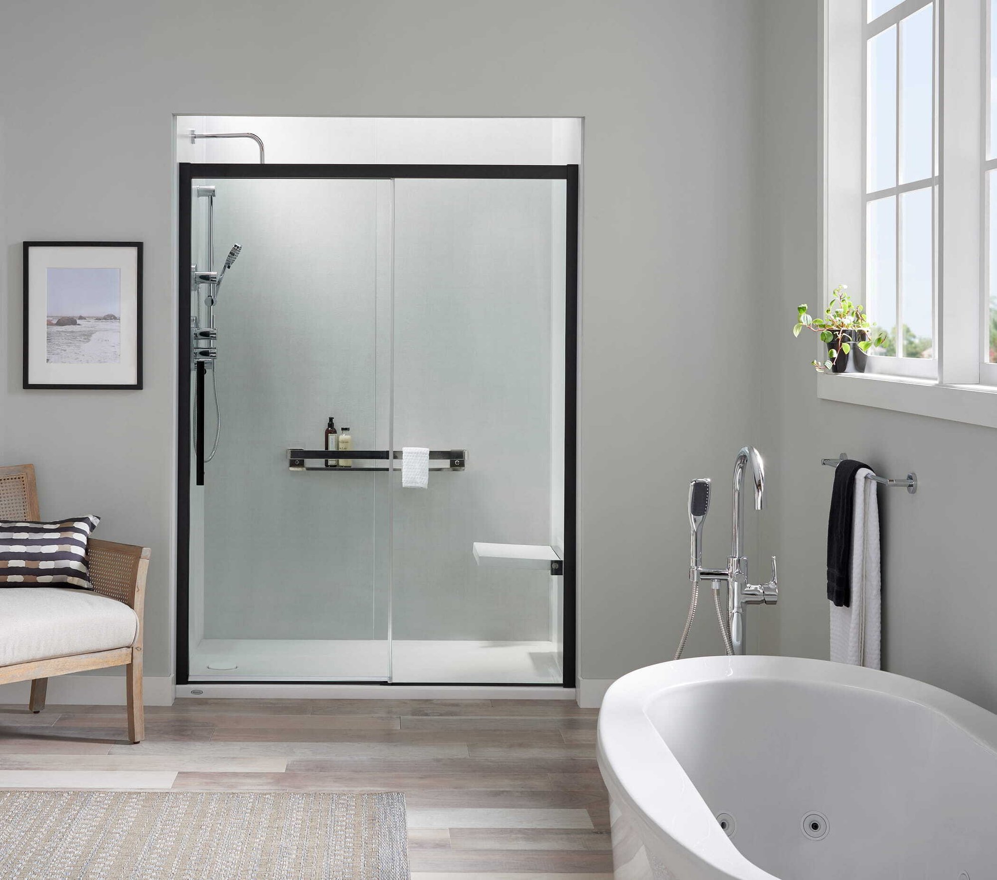 Bathwraps_Serenity_BW_Concealed_Roller_Matte_Black_Closed_Linen_and_White_Walls_Matte_White_Extrusions_Midrange_Straight_SEAM-2100x1854-810cd285-7356-48fb-a85d-e5cf72d36c4e (1)