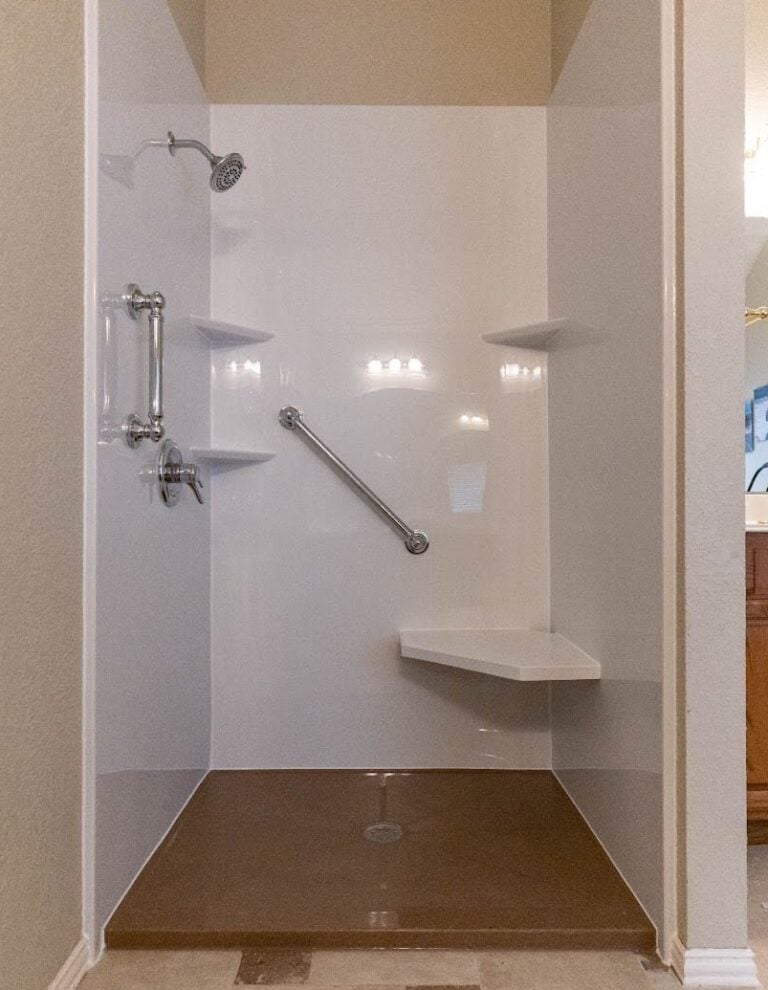acrylic-shower-e1750088821778-768x990