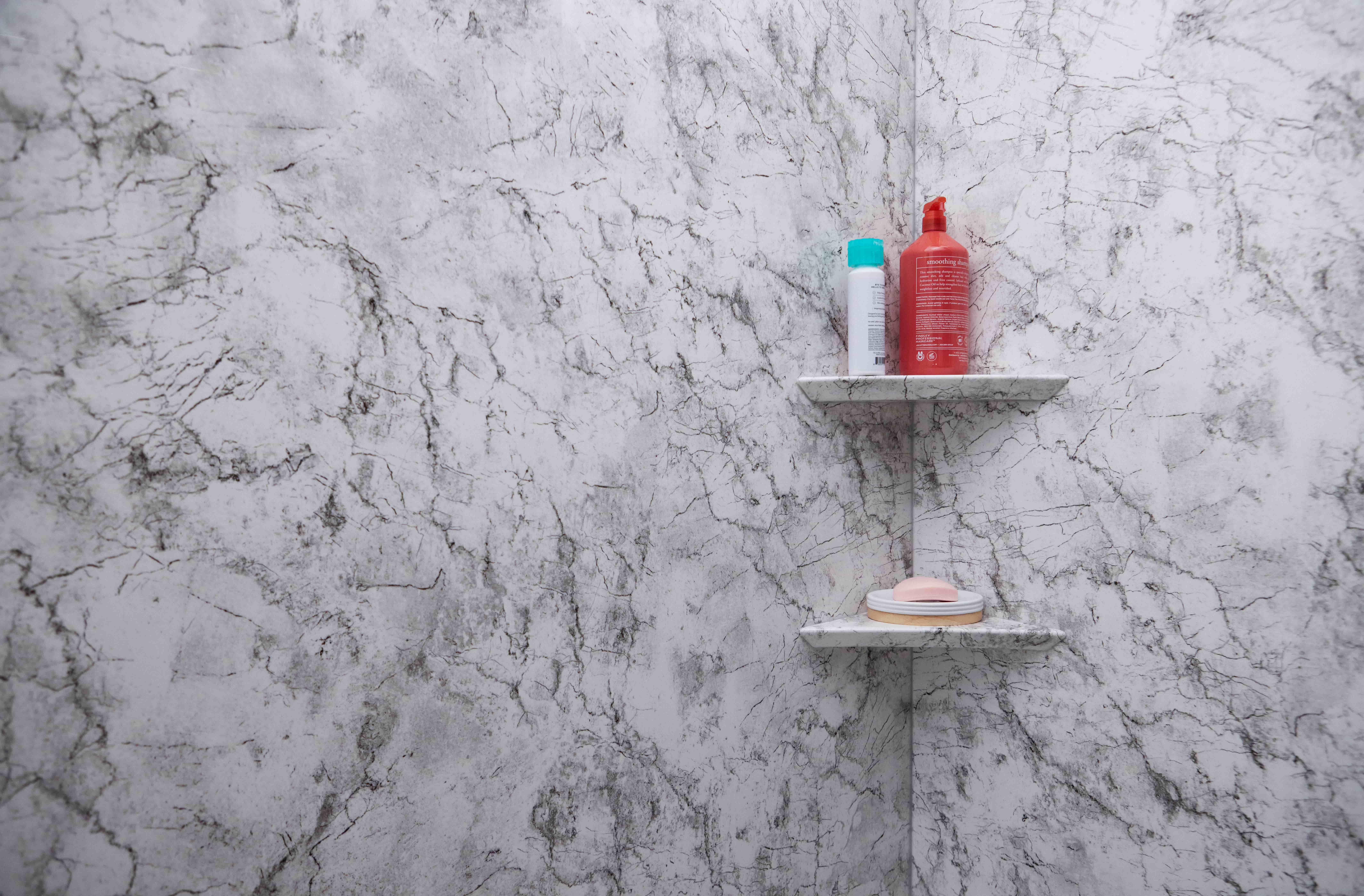 Jacuzzi - Corner Shelves