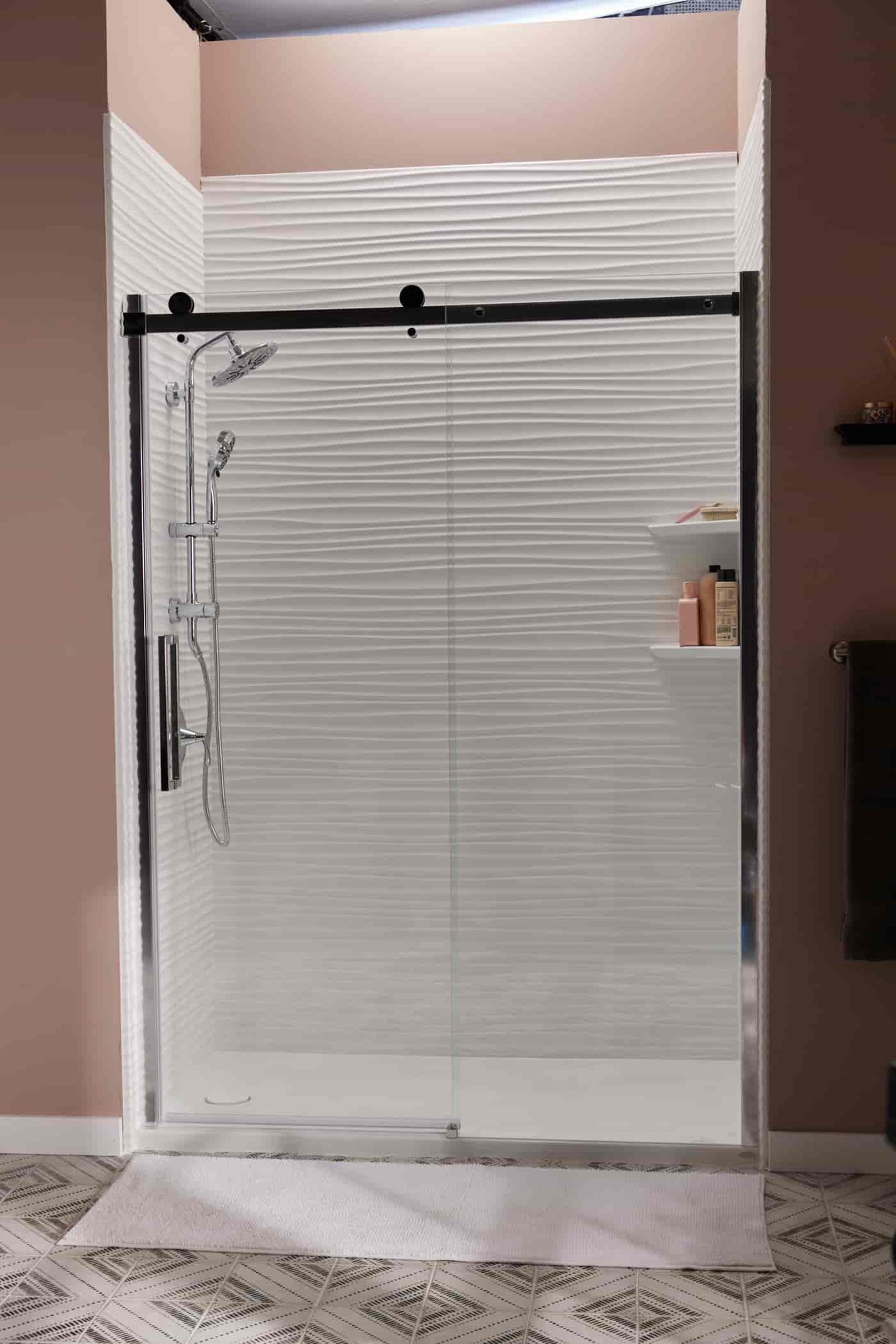Jacuzzi walk in shower JBR_Wall_MW_Carved_Stone_Lifestyle6-1401x2100-93f8ee33-53df-42c4-8cee-e9c1915a5b65 (1)