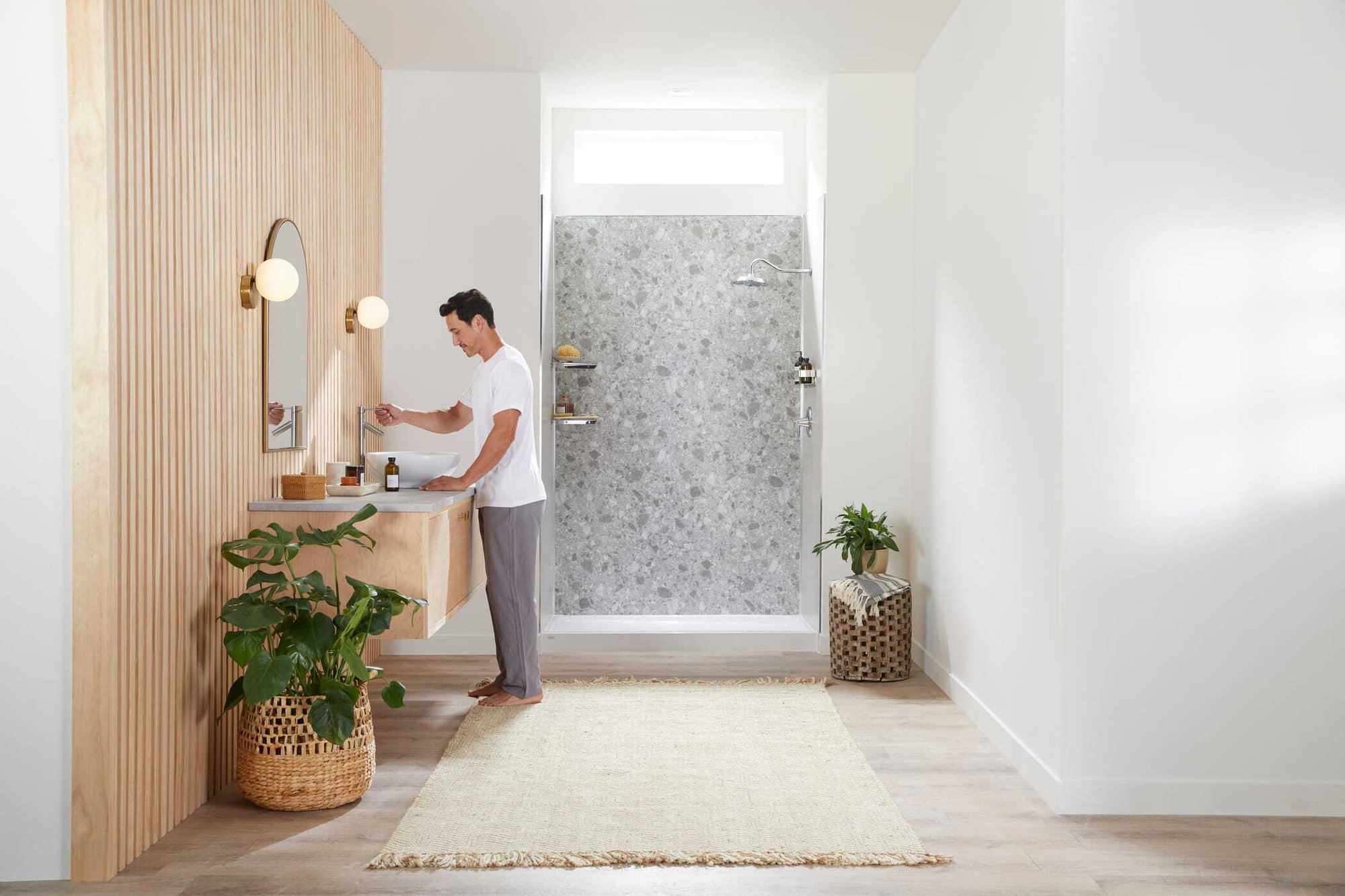 Jacuzzi walk in shower JBR_Wall_Terrazzo_Latte_Lifestyle_Male_02-2100x1400-1795a6d1-01ad-4964-a567-9dffd184dd4c (1)