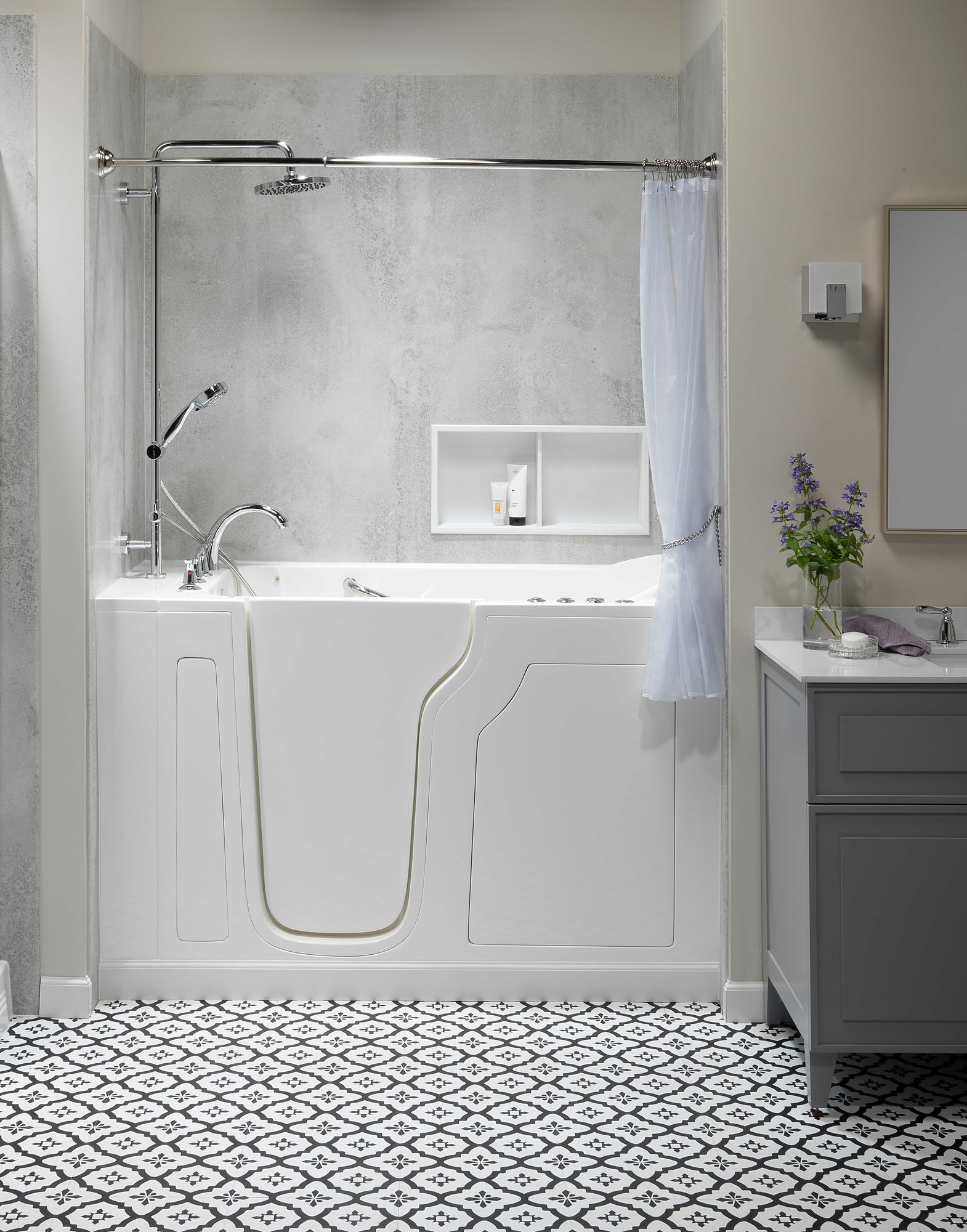 Walk-in Tub Classic Concrete Smooth White Wall with Chrome Fixtures (1)