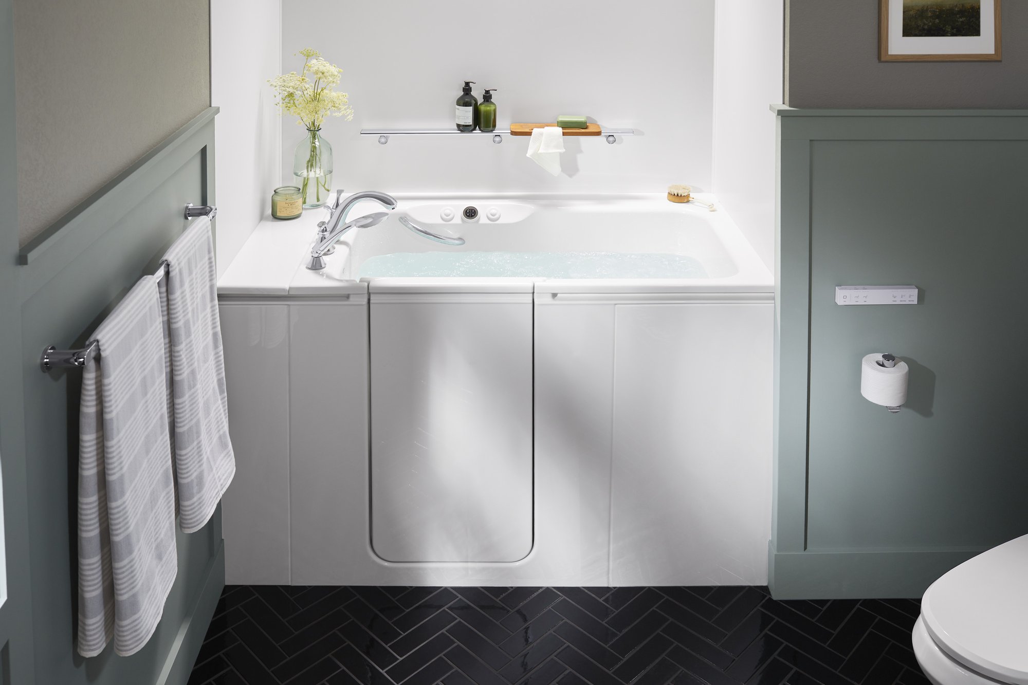 aae33653_rgb_3000x_300